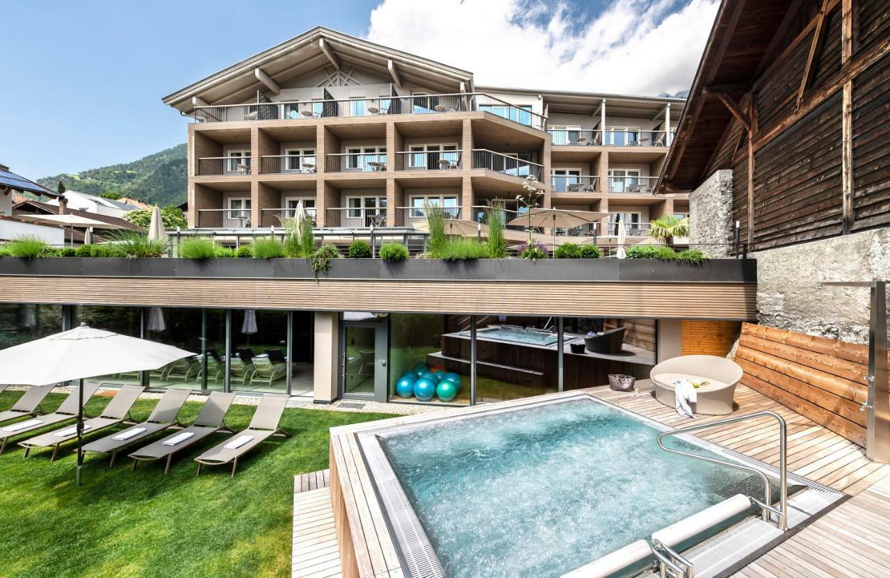Hotel Das Stachelburg Parcines Exterior photo